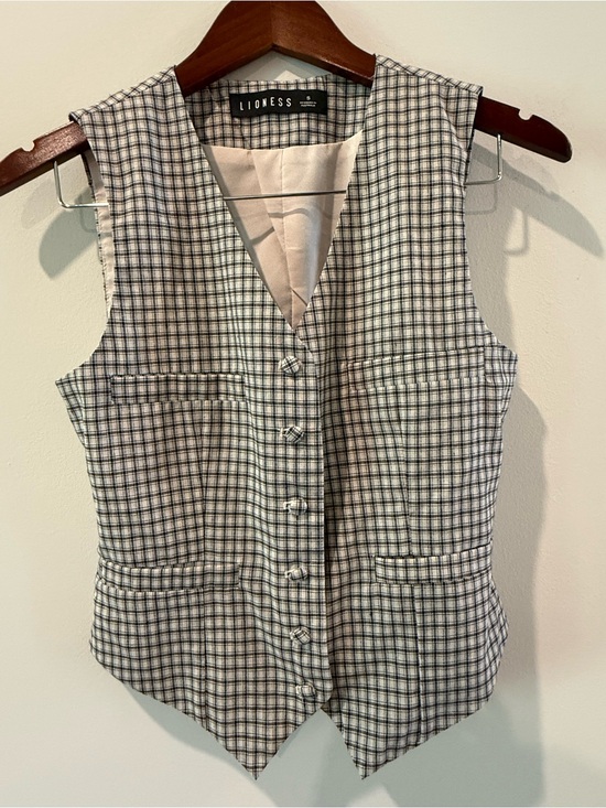 Lioness Tops - Lioness Black and Cream Checked Vest Size S